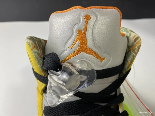 Jordan 5 The What Retro CZ5725-700 0706